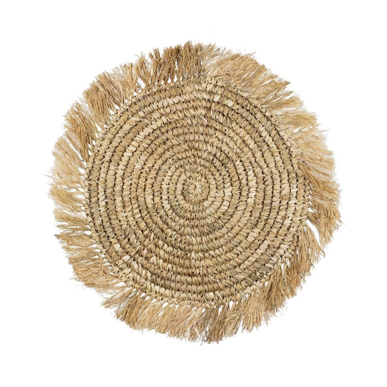 Infuse natural charm and bohemian flair into your dining area with our Straw Raffia Placemats with Fringe. These versatile straw placemats, perfect as boho charger plates, measure 15.7 inches and are made from agel roots, offering a unique, stylish addition to your table decor. Ideal for turning any meal into a special occasion.