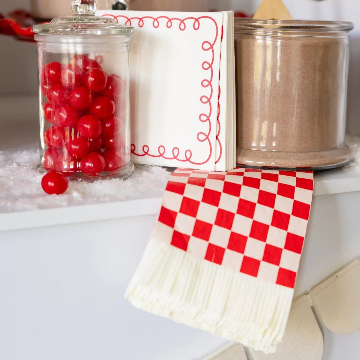 Red and Cream Scallop Border Paper Cocktail Napkin