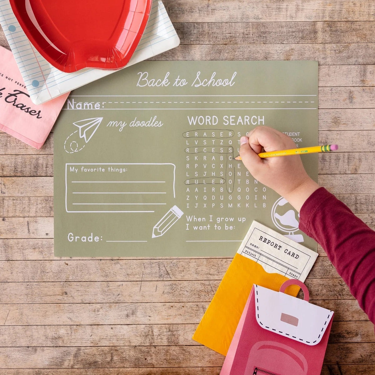 These 24 paper napkins, designed like report cards, are perfect for any Back to School Party. Add a fun, academic vibe to your event while keeping things tidy. Get ready for an A+ celebration!