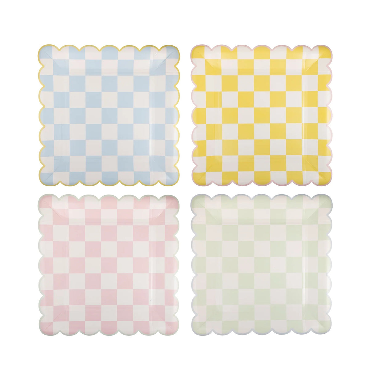 Checkered Paper Plates with Scalloped Edges