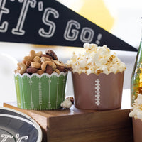 Score a touchdown with our football party supplies! This set of 40 football-themed snack cups, each 8oz, is perfect for tailgate and football parties.