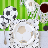 Get ready for a game-day with our green striped paper table runner! Perfect for soccer birthday parties or any sports-themed gathering, it adds a spirited touch to your decor