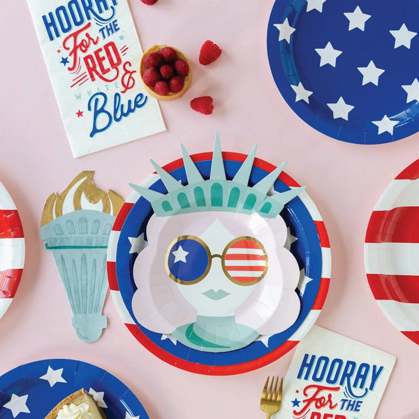 Add a patriotic touch to your dinner party with our Lady Liberty Shaped Paper Dinner Napkin! This unique napkin is shaped like Lady Liberty&#39;s iconic torch and is perfect for a July 4th Party.